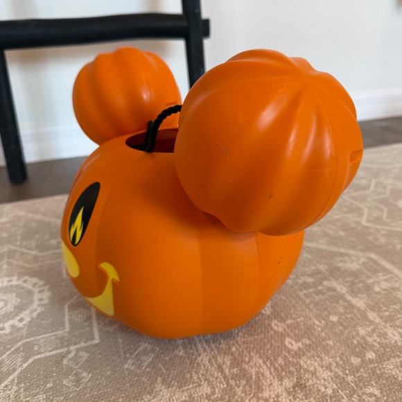 Disney 2023 Mickey Mouse Pumpkin Trick Or Treat Bucket Halloween Candy‎ Pail - Picture 3 of 7